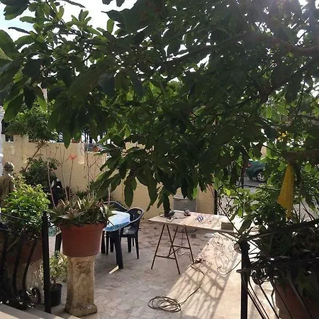 With 3 Bedrooms In Milazzo, With Wonderful Sea View, Enclosed Ga Villa